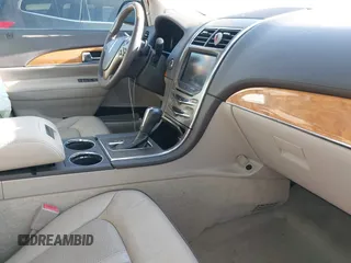 2014 Lincoln MKX with VIN 2LMDJ8JK2EBL00416, listed as a IAAI auction lot 40693429 with 118,427 mi miles. Bid and sale history available at carsss.com. Image 5.