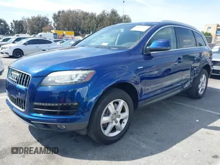 2014 Audi Q7 3.0T Premium Plus with VIN WA1LGAFE2ED010914, listed as a IAAI auction lot 41266568 with 141,820 mi miles. Bid and sale history available at carsss.com. Image 2.