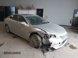 2013 Lexus ES 250 with VIN JTHBK1GG0D2012265, listed as a IAAI auction lot 41371575 with 137,880 mi miles and . Bid and sale history available at DreamBid. Image 1.
