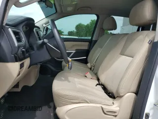 2017 Nissan Titan SV z VIN 1N6AA1EJ2HN570490, wystawiony jako Copart lot #50688785 z przebiegiem 122 817 mil mil oraz Szkoda całkowita • Salvage title. Historia ofert i sprzedaży dostępna na DreamBid. Obrazek 7.
