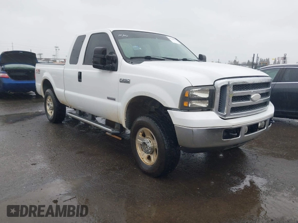 2007 Ford F-250 XL z VIN 1FTSX21P17EA71376, wystawiony jako IAAI lot #41729993 z przebiegiem 262 396 mil mil oraz . Historia ofert i sprzedaży dostępna na DreamBid. Obrazek 1.
