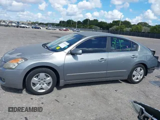2007 Nissan Altima 2.5 S with VIN 1N4AL21E27C174572, listed as a IAAI auction lot 41561396 with 148,497 mi miles. Bid and sale history available at carsss.com. Image 15.