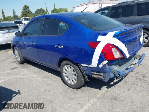 2016 Nissan Versa S with VIN 3N1CN7AP5GL817967, listed as a IAAI auction lot 42002014 with 122,222 mi miles. Bid and sale history available at carsss.com. Image 3.