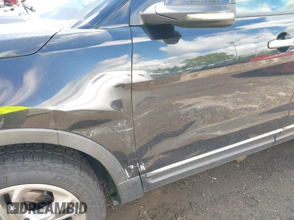 2015 Ford Explorer Limited z VIN 1FM5K8F88FGC69323, wystawiony jako IAAI lot #42254308 z przebiegiem 309 905 mil mil oraz . Historia ofert i sprzedaży dostępna na DreamBid. Obrazek 6.