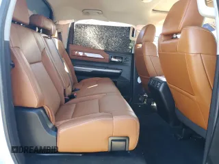 2021 Toyota Tundra Platinum z VIN 5TFAY5F19MX976852, wystawiony jako Copart lot #44753245 z przebiegiem 48 695 mil mil oraz Szkoda całkowita • Salvage title. Historia ofert i sprzedaży dostępna na DreamBid. Obrazek 10.