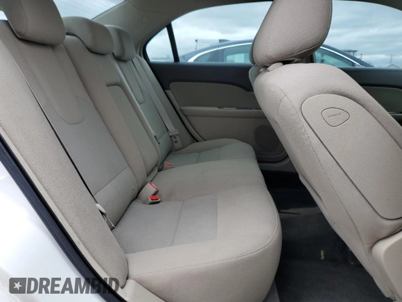 2010 Ford Fusion Hybrid z VIN 3FADP0L38AR170570, wystawiony jako Copart lot #53788455 z przebiegiem 127 407 mil mil oraz Szkoda całkowita • Salvage title. Historia ofert i sprzedaży dostępna na DreamBid. Obrazek 10.