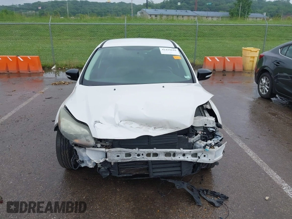 2014 Ford Focus Titanium with VIN 1FADP3N24EL184220, listed as a IAAI auction lot 42429610 with 172,575 mi miles and . Bid and sale history available at DreamBid. Image 13.