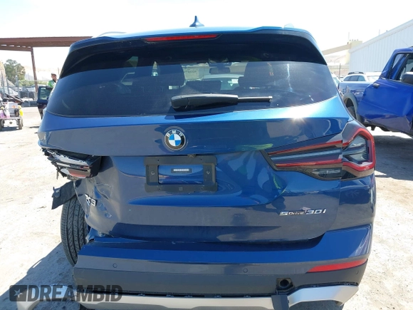 2023 BMW X3 sDrive30i z VIN 5UX43DP04P9P44100, wystawiony jako IAAI lot #42267136 z przebiegiem 28 618 mil mil oraz . Historia ofert i sprzedaży dostępna na DreamBid. Obrazek 16.
