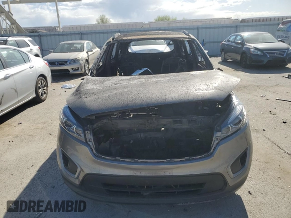 2016 Kia Sorento LX with VIN 5XYPG4A31GG050758, listed as a Copart auction lot 52595005 with Not Provided miles and Non Repairable. Bid and sale history available at DreamBid. Image 5.