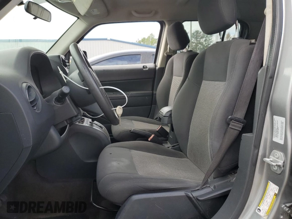 2015 Jeep Patriot Altitude Edition with VIN 1C4NJPBA2FD350653, listed as a Copart auction lot 80280164 with 104,310 mi miles and Salvage Title. Bid and sale history available at carsss.com. Image 7.
