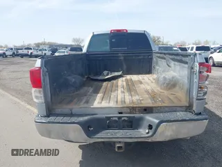 2012 Toyota Tundra 4WD Truck SR with VIN 5TFCW5F19CX012832, listed as a IAAI auction lot 41726453 with 232,078 mi miles. Bid and sale history available at carsss.com. Image 16.