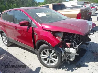 2019 Ford Escape SE z VIN 1FMCU0GD3KUA58413, wystawiony jako IAAI lot #42056271 z przebiegiem 100 293 mil mil oraz . Historia ofert i sprzedaży dostępna na DreamBid. Obrazek 1.