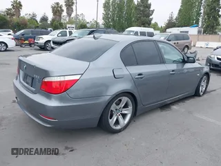2008 BMW 5 Series 528i with VIN WBANU53528CT18322, listed as a IAAI auction lot 42167267 with 155,416 mi miles and . Bid and sale history available at carsss.com. Image 4.