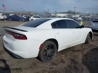 2017 Dodge Charger SE with VIN 2C3CDXBG4HH623640, listed as a IAAI auction lot 41608212 with 88,519 mi miles. Bid and sale history available at carsss.com. Image 4.