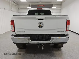2021 Ram 2500 Big Horn z VIN 3C6UR5DL7MG542214, wystawiony jako Copart lot #52359235 z przebiegiem 119 483 mil mil oraz Tytuł czysty. Historia ofert i sprzedaży dostępna na DreamBid. Obrazek 6.
