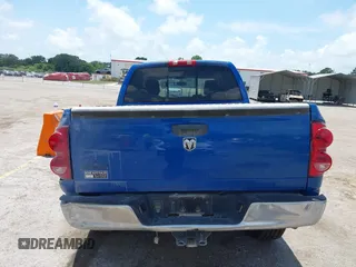 2008 Dodge 1500 SLT z VIN 1D7HA18218J147130, wystawiony jako IAAI lot #42324942 z przebiegiem 157 353 mil mil oraz . Historia ofert i sprzedaży dostępna na DreamBid. Obrazek 16.