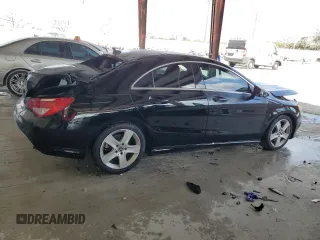 2019 Mercedes-Benz CLA 250 z VIN WDDSJ4EB2KN698940, wystawiony jako Copart lot #54747905 z przebiegiem 69 353 mil mil oraz Nie do naprawy • Non repairable. Historia ofert i sprzedaży dostępna na DreamBid. Obrazek 3.