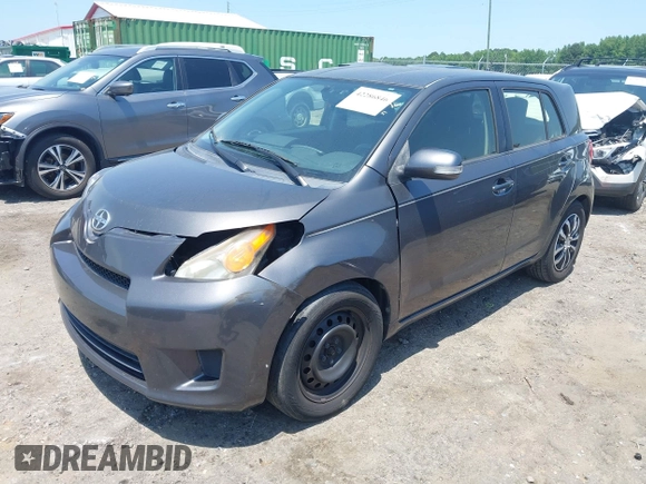 2013 Scion xD z VIN JTKKUPB47D1034841, wystawiony jako IAAI lot #42286846 z przebiegiem 212 001 mil mil oraz . Historia ofert i sprzedaży dostępna na DreamBid. Obrazek 2.