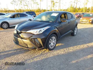 2021 Toyota C-HR LE with VIN NMTKHMBX6MR132085, listed as a IAAI auction lot 41446078 with 29,121 mi miles. Bid and sale history available at carsss.com. Image 2.