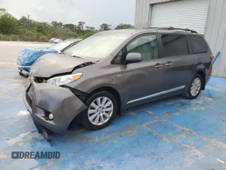 2017 Toyota Sienna XLE with VIN 5TDDZ3DC0HS188413, listed as a Copart auction lot 53560135 with 187,950 mi miles and Salvage title. Bid and sale history available at DreamBid. Image 1.