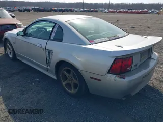 2001 Ford Mustang GT Deluxe with VIN 1FAFP42X61F258356, listed as a IAAI auction lot 41809616 with 197,814 mi miles. Bid and sale history available at carsss.com. Image 3.