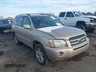 2007 Toyota Highlander Hybrid with VIN JTEGW21A370018109, listed as a IAAI auction lot 41410286 with 261,927 mi miles. Bid and sale history available at carsss.com. Image 1.