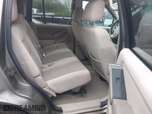 2006 Ford Explorer XLT z VIN 1FMEU63E36UA14864, wystawiony jako IAAI lot #41878026 z przebiegiem 221 134 mil mil oraz . Historia ofert i sprzedaży dostępna na DreamBid. Obrazek 8.