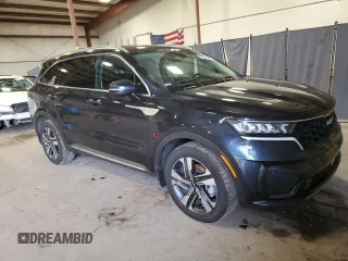 2024 Kia Sorento EX with VIN KNDRHDLG0R5248541, listed as a Copart auction lot 86906364 with 10,017 mi miles and Salvage title. Bid and sale history available at DreamBid. Image 4.