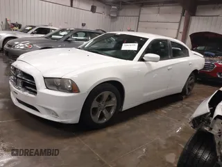 2013 Dodge Charger SE with VIN 2C3CDXBG2DH726467, listed as a IAAI auction lot 38024398 with 232,387 mi miles and . Bid and sale history available at carsss.com. Image 2.