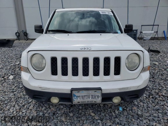 2014 Jeep Patriot Limited z VIN 1C4NJRCB1ED569802, wystawiony jako Copart lot #58661365 z przebiegiem 213 294 mil mil oraz Czysty tytuł • Clean title. Historia ofert i sprzedaży dostępna na DreamBid. Obrazek 5.