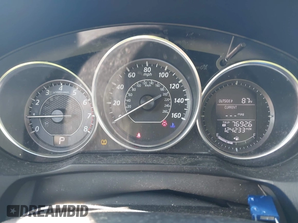 2014 Mazda 6 i Sport with VIN JM1GJ1U58E1105376, listed as a IAAI auction lot 42024402 with 124,233 mi miles. Bid and sale history available at carsss.com. Image 7.