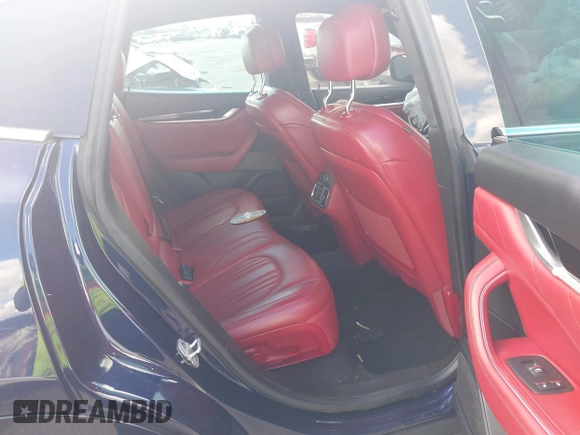 2021 Maserati Levante S z VIN ZN661YUAXMX370022, wystawiony jako IAAI lot #40672941 z przebiegiem Nie podano mil oraz . Historia ofert i sprzedaży dostępna na DreamBid. Obrazek 8.