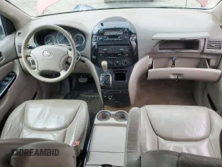 2005 Toyota Sienna CE z VIN 5TDZA23C15S320163, wystawiony jako Copart lot #57182215 z przebiegiem 205 439 mil mil oraz Czysty tytuł • Clean title. Historia ofert i sprzedaży dostępna na DreamBid. Obrazek 8.