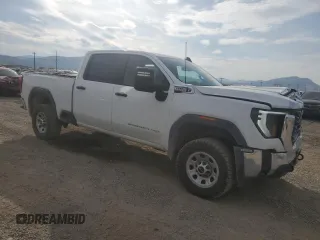 2024 GMC Sierra 3500HD Pro z VIN 1GT49SEY4RF276676, wystawiony jako Copart lot #73758974 z przebiegiem 17 307 mil mil oraz Szkoda całkowita • Salvage title. Historia ofert i sprzedaży dostępna na DreamBid. Obrazek 4.
