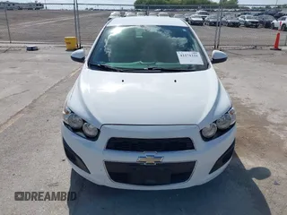 2014 Chevrolet Sonic LS with VIN 1G1JA6SH5E4171729, listed as a IAAI auction lot 42271221 with 58,117 mi miles and . Bid and sale history available at DreamBid. Image 6.