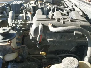 2004 Ford Explorer XLT z VIN 1FMDU73K84ZA70032, wystawiony jako IAAI lot #41990961 z przebiegiem 205 084 mil mil oraz . Historia ofert i sprzedaży dostępna na DreamBid. Obrazek 13.