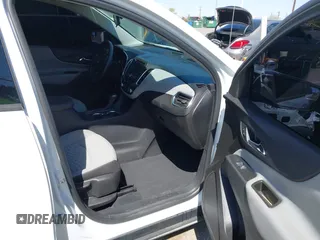 2019 Chevrolet Equinox LS z VIN 3GNAXHEV4KS593156, wystawiony jako IAAI lot #41979511 z przebiegiem 53 124 mil mil oraz . Historia ofert i sprzedaży dostępna na DreamBid. Obrazek 5.