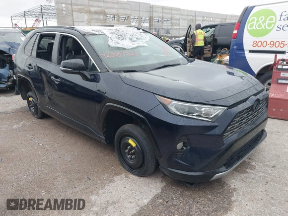 2021 Toyota RAV4 Hybrid XSE with VIN 2T3E6RFV5MW002856, listed as a IAAI auction lot 42387921 with Not provided miles and . Bid and sale history available at DreamBid. Image 1.