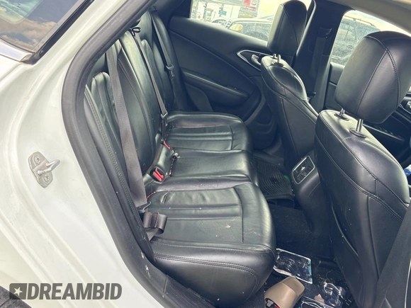 2015 Chrysler 200 C with VIN 1C3CCCCG0FN501601, listed as a Copart auction lot 54541735 with 0 mi miles and Clean Title. Bid and sale history available at carsss.com. Image 6.