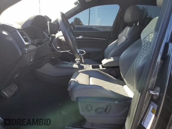 2018 Audi SQ5 Premium Plus with VIN WA1A4AFY4J2186279, listed as a Copart auction lot 58123064 with 62,572 mi miles and Salvage Title. Bid and sale history available at DreamBid. Image 7.