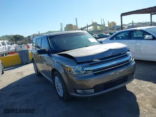 2014 Ford Flex SEL with VIN 2FMGK5C82EBD31669, listed as a IAAI auction lot 41712254 with 121,207 mi miles. Bid and sale history available at carsss.com. Image 1.