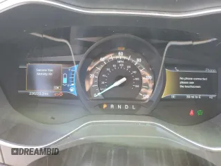 2015 Ford Fusion SE Hybrid with VIN 3FA6P0LU4FR151426, listed as a Copart auction lot 61270135 with 236,223 mi miles and Salvage title. Bid and sale history available at DreamBid. Image 9.