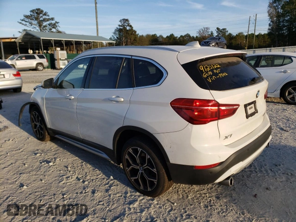 2020 BMW X1 xDrive28i with VIN WBXJG9C02L3L57542, listed as a Copart auction lot 67003112 with 18,619 mi miles. Bid and sale history available at carsss.com. Image 3.