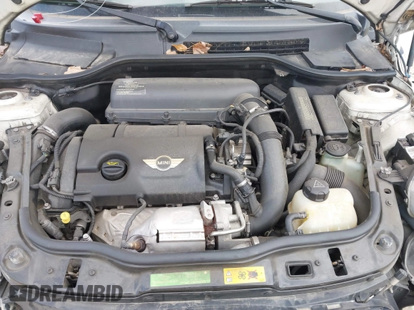 2011 MINI Hardtop S with VIN WMWSV3C5XBTY14030, listed as a IAAI auction lot 41712084 with 132,126 mi miles and . Bid and sale history available at DreamBid. Image 10.