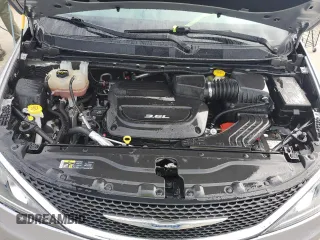 2017 Chrysler Pacifica Touring L with VIN 2C4RC1BG2HR552731, listed as a Copart auction lot 75826124 with Not Provided miles and Salvage Title. Bid and sale history available at DreamBid. Image 12.