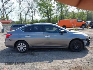 2018 Nissan Sentra SV z VIN 3N1AB7AP4JY306700, wystawiony jako IAAI lot #42076210 z przebiegiem 120 737 mil mil oraz . Historia ofert i sprzedaży dostępna na DreamBid. Obrazek 13.