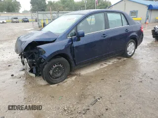 2008 Nissan Versa S with VIN 3N1BC11E28L457751, listed as a Copart auction lot 60696305 with 61,559 mi miles and Salvage title. Bid and sale history available at DreamBid. Image 1.