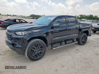 2024 Chevrolet Colorado 2WD LT z VIN 1GCPSCEK6R1146916, wystawiony jako Copart lot #59864225 z przebiegiem Nie podano mil oraz Szkoda całkowita • Salvage title. Historia ofert i sprzedaży dostępna na DreamBid. Obrazek 1.