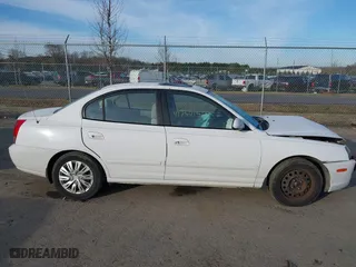 2006 Hyundai Elantra GLS with VIN KMHDN46D16U221642, listed as a IAAI auction lot 41754150 with 91,814 mi miles. Bid and sale history available at carsss.com. Image 13.