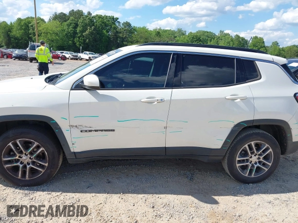 2017 Jeep Compass Latitude with VIN 3C4NJDBB3HT688695, listed as a IAAI auction lot 42197797 with 110,343 mi miles and . Bid and sale history available at DreamBid. Image 14.
